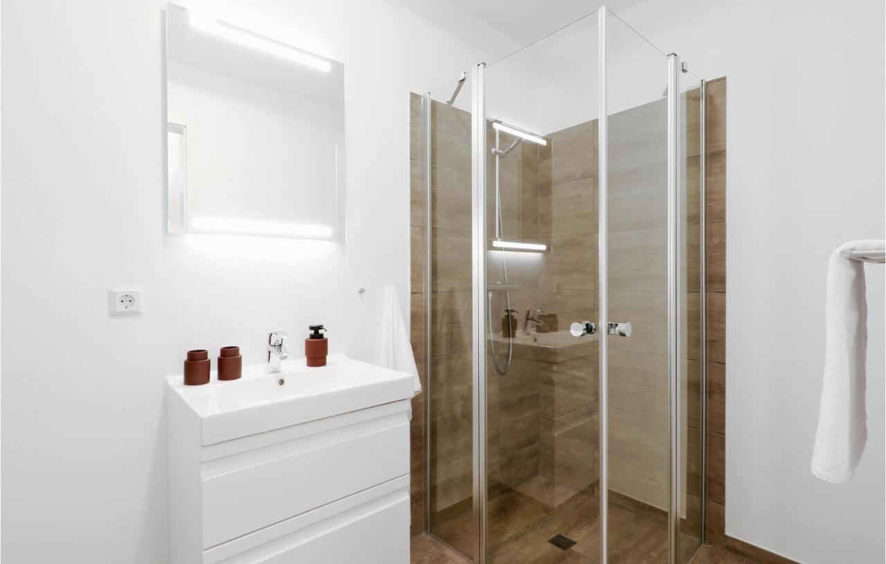 Lovely Apartment In Lembruch-Duemmer See Buitenkant foto